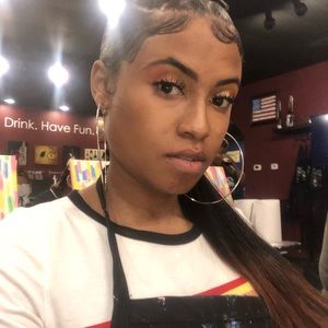 Meet your Posher, Amber